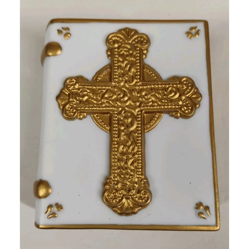 JCM Vintage Bible Shaped Porcelain Trinket Box Gold Cross Trim Religious Jewelry